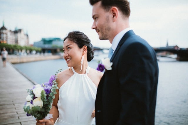 Beach Bridal Elegance: Choosing the Perfect Dress for Your Seaside Ceremony