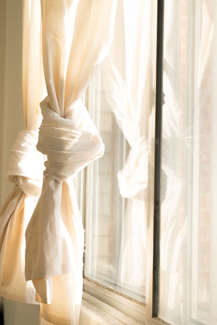 Choosing the Right Curtain Rings Black: A Guide to Their Role and Selection in Interior Design